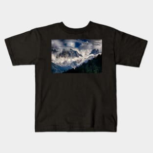 Near Grindelwald Kids T-Shirt